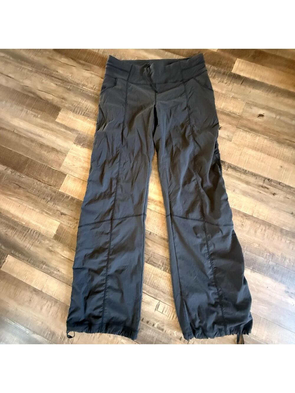 LUCY Athletic Dance Pants. Dark Gray Size Women's M Drawstring at Cuff